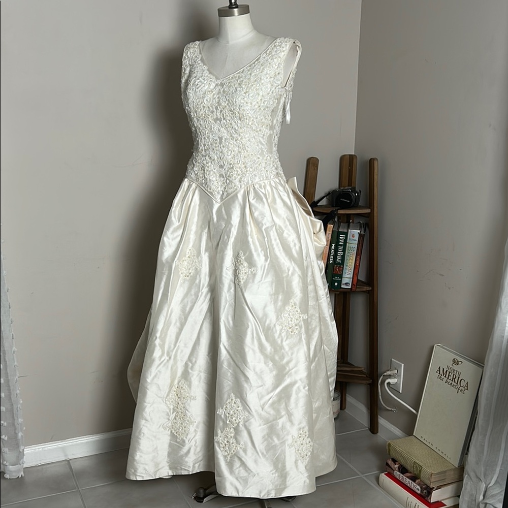 Cream Embroidered Beaded Sequin Long Tail Wedding Gown part 1 of pictures